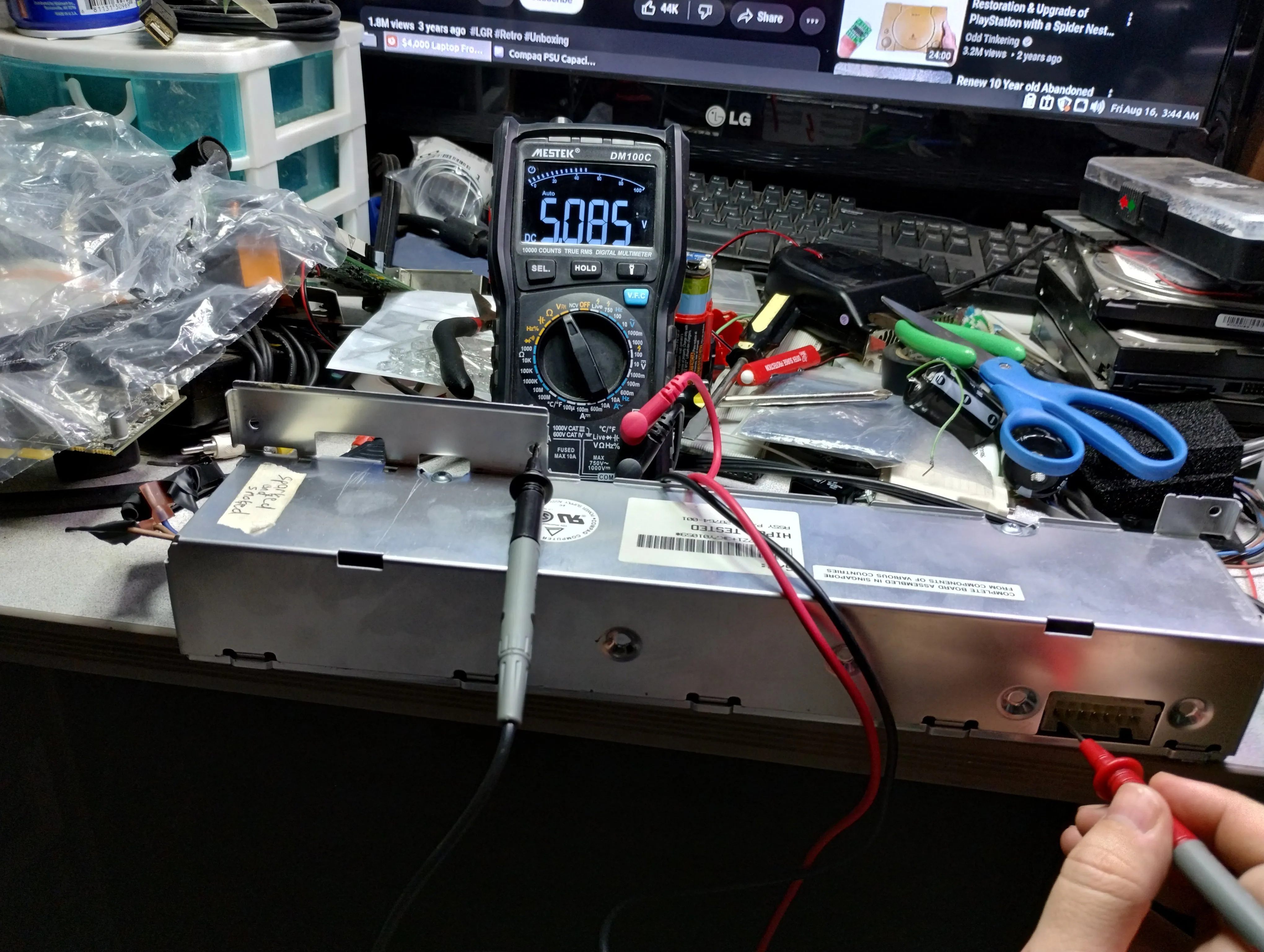 Multimeter reading 5.085V on the 5V rail